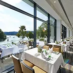 Otel Parkhotel Poertschach - Hotelresort Mit Insellage Am Woerthersee 4*