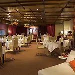 Parkhotel Poertschach - Hotelresort Mit Insellage Am Woerthersee Otel