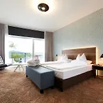 Parkhotel Poertschach - Hotelresort Mit Insellage Am Woerthersee Hotel Pörtschach am Wörthersee