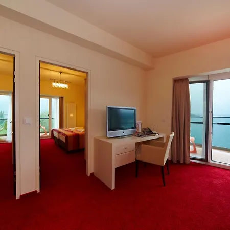 Parkhotel Poertschach - Hotelresort Mit Insellage Am Woerthersee 호텔 4*