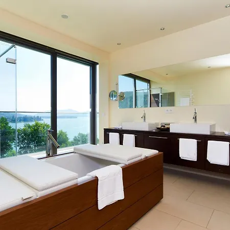 Parkhotel Poertschach - Hotelresort Mit Insellage Am Woerthersee Otel 4*