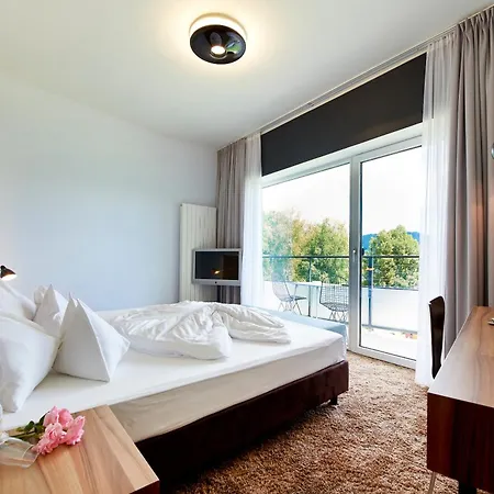 Otel Parkhotel Poertschach - Hotelresort Mit Insellage Am Woerthersee 4*