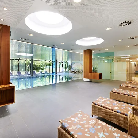 ホテル Parkhotel Poertschach - Hotelresort Mit Insellage Am Woerthersee Pörtschach am Wörthersee