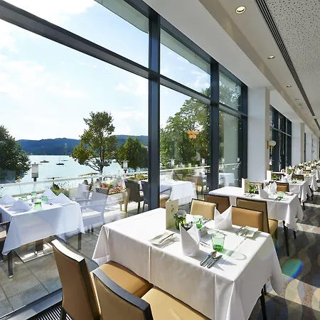 ホテル Parkhotel Poertschach - Hotelresort Mit Insellage Am Woerthersee 4*