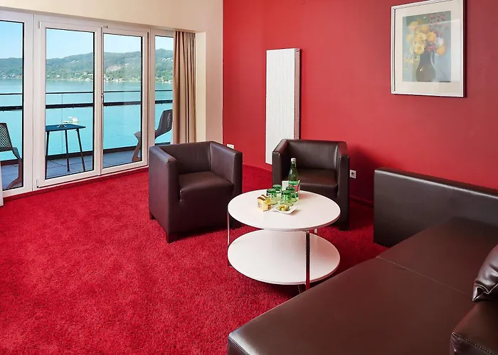 Parkhotel Poertschach - Hotelresort Mit Insellage Am Woerthersee מלון Pörtschach am Wörthersee
