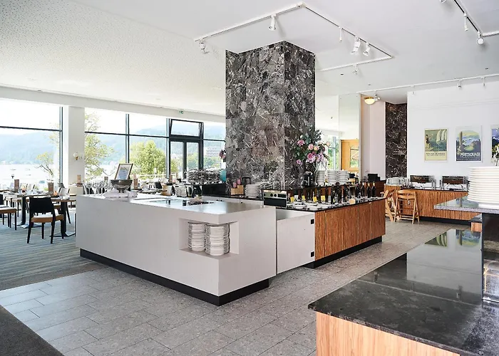 Parkhotel Poertschach - Hotelresort Mit Insellage Am Woerthersee מלון 4*