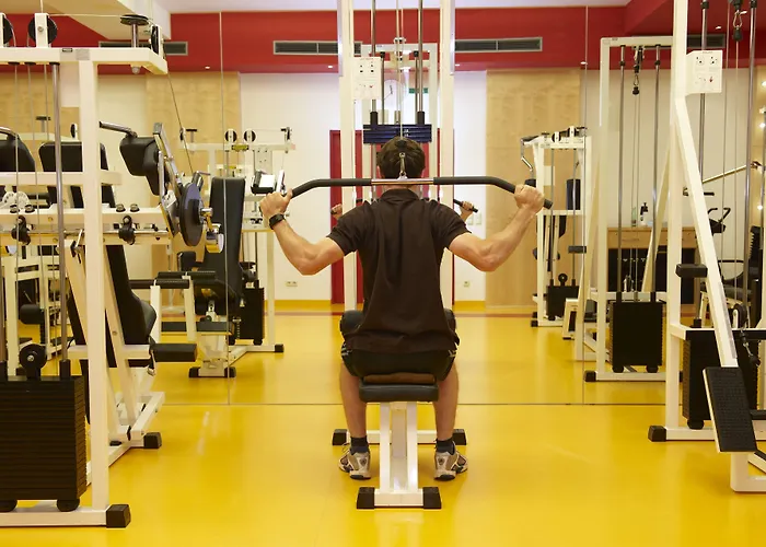 Отель Parkhotel Poertschach - Hotelresort Mit Insellage Am Woerthersee 4*