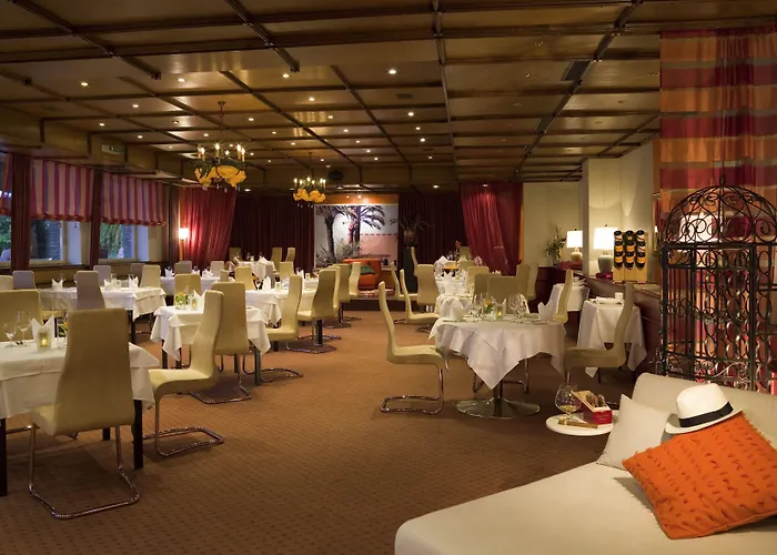 Parkhotel Poertschach - Hotelresort Mit Insellage Am Woerthersee Отель