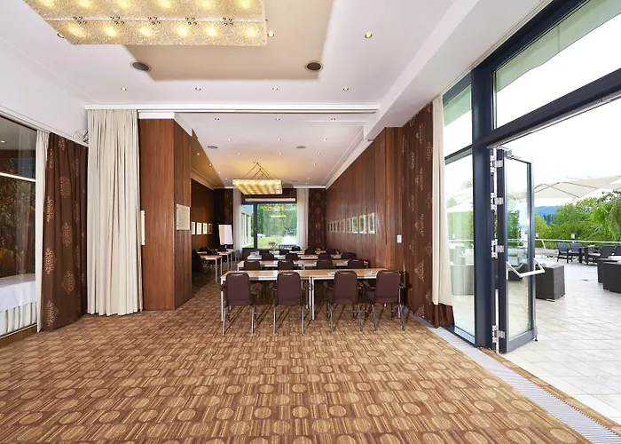 Parkhotel Poertschach - Hotelresort Mit Insellage Am Woerthersee Отель Пёрчах-ам-Вёртерзе