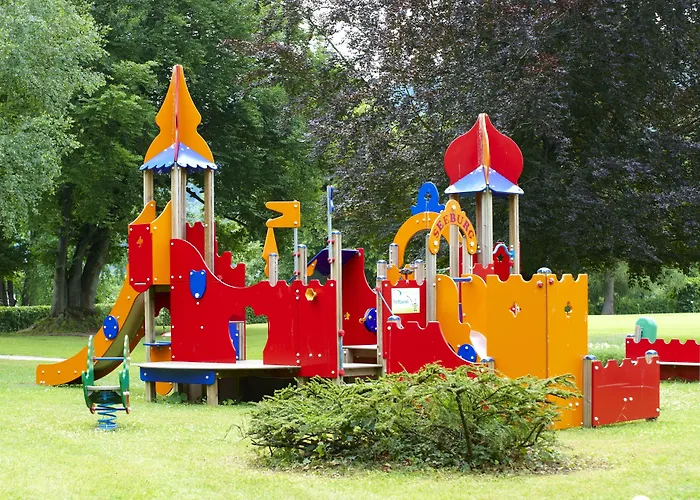 Parkhotel Poertschach - Hotelresort Mit Insellage Am Woerthersee 4* Пёрчах-ам-Вёртерзе